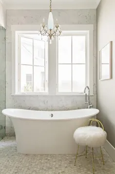 حمام مستر مرمر با چهارپایه طلایی - انتقالی - حمام