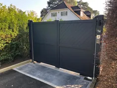 دروازه در آلومینیوم با مواد جامد مورب برای حفظ حریم خصوصی و با صفحه صاف - بدون نگهداری