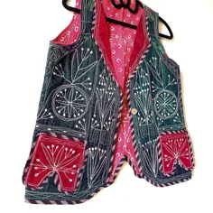 دثار
Desarbysara
#wearable#art
#handmade#tehran
#silkfabric#old#persian#mantou#coat#vest#handwork#chic#fashion#style#collection#دستدوز#کت#ابریشم#آنتیک