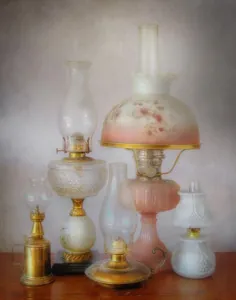 Vintage Oil Lamps توسط دیوید و کارول کلی
