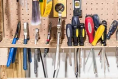 ایده های ذخیره سازی ابزار: 15 روش هوشمندانه برای سازماندهی ابزار (بنابراین می توانید آنها را پیدا کنید)