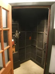 تهویه و AC برای یک غرفه صوتی.