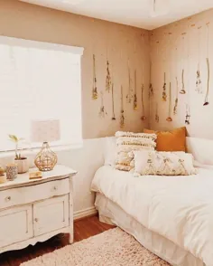 42 ایده برای تزئین اتاق خواب کوچک و کوچک DIY در بودجه #dormroomideas # bedroomdecor #bedroomdesign ⋆ newport-international-group.com #cozysmallboards