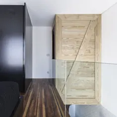 مینیمالیست 335 مربع  Ft.  خانه کوچک از سبک زندگی با دوچرخه سواری الهام گرفته شده است (ویدئو)