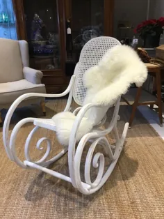 صندلی گهواره ای بنت وود با رنگ سفید و اندکی مضطرب |  Vinterior