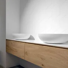 Keukenblad Solid Surface & Himacs - Strak witte badkamer |  هوتمرک