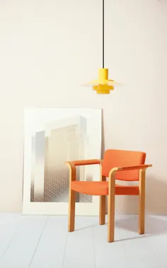 صندلی راحتی دانمارکی ساخته مگنوس اولسن دهه 1970 به سبک اسکاندیناوی یکپارچه