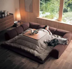 Kotatsu ، یک مبل سنتی کف ژاپنی ساخته شده مدرن با گزینه های قابل تبدیل