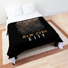 'NEW YORK CITY grunge tee gift for travel' Comforter by zedblanco