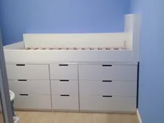 DIY: نحوه ساخت تختخواب کابین کودکان Ikea Hack با لبه مخفی.