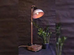 لامپ لوله مسی.  چراغ رومیزی.  لامپ Vintage اتحاد جماهیر شوروی.  چوب  میز |  اتسی