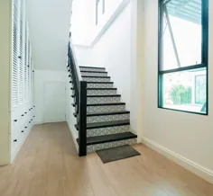 Stair Riser Decals Vinyl Strips سیاه و سفید کاشی مراکشی پوست و چوب برچسب های متحرک برای پله ها دکوراسیون منزل