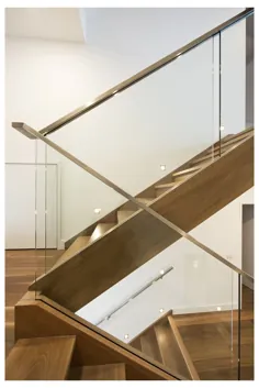 راه پله های فولادی و شیشه ای