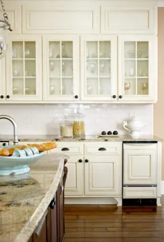 17 ترکیب بهترین کابینت های آنتیک سفید برای جذاب ترین ظاهر در فضای آشپزخانه شما