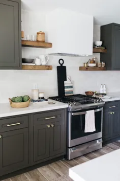 بازسازی خانه ققنوس با کابینت های آشپزخانه زرق و برق دار سبز - HAVEN