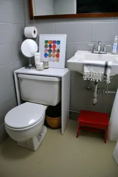 یک راه حل ساده برای افزودن حمام زیرزمین - KnockOffDecor.com