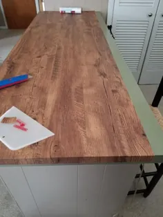 چگونه یک کانتر با کاغذ تماس با نمای چوب را به روز کردم |  میزهای آشپزخانه ، میزهای چوبی Diy ، کان