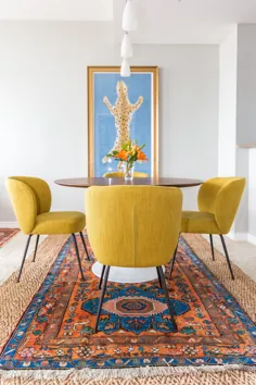 خانه های Mid Century: اتاق ناهار خوری کاندوی سن دیگو که توسط Lauren Ramierz سبک سازی شده است