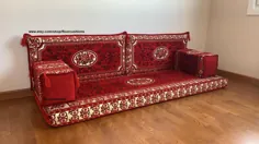 مبل سفیدی قرمز مجلسی صندلی کف راحتی به سبک عربی |  اتسی