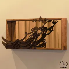 قاب آینه چوبی با تزیینات کالیگرافی