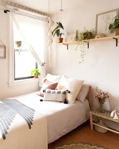 یک زن و شوهر این آپارتمان 350 فوت مربعی را در یک خانه آرام و کم هزینه انجام داده اند