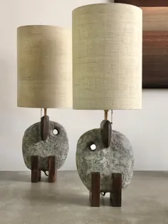 مجموعه ای از دو لامپ رومیزی