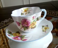 Shelley Begonia Pattern Dainty Shape فنجان چای و چای نعلبکی |  اتسی