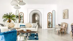 این آپارتمان اماراتی در طراحی خود شور و نشاط سانتورینی را نشان می دهد