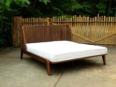 Bett Doppelbett Ehebett، aus Massiv - Holz، Rattankopfteil، Kopfteil mit Wiener Geflecht.  Verschiedene Sondergrößen und Holzarten
