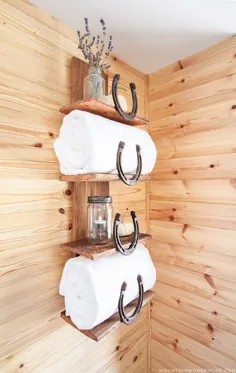 نحوه ساخت قفسه حمام روستایی با استفاده از نعل اسب
