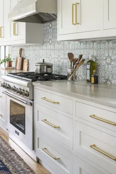 ایده سفید آشپزخانه ، ایده های آشپزخانه برای آشپزخانه های سفید توسط Studio Dearborn