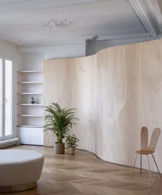 Toledano + Architects 'روبان' چوبی منحنی را به آپارتمان هوسمانی در پاریس اضافه می کند