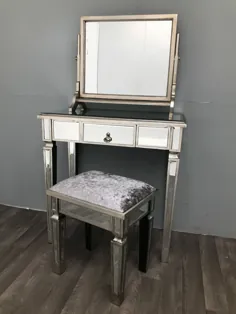 چهارپایه آینه ای برای میز آرایش غرور