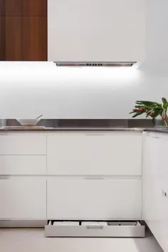 خطوط تمیز و ساده - آشپزخانه کوچک توسط Minosa
