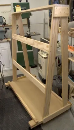 طرح چوب بست گیره چوبی RunnerDuck ، گام به گام دستورالعمل نحوه ساخت قفسه چوب و گیره برای فروشگاه شما است.