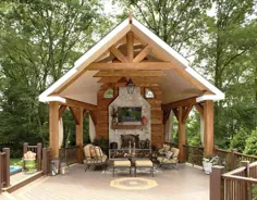یک صاحب خانه باسکینگ ریج یک ساختار در فضای باز برای لذت بردن از خانواده طراحی می کند