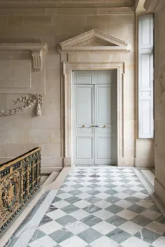 درب عکاسی پاریس در ورسای در Le Petit Trianon |  اتسی
