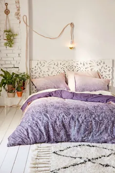چگونه اتاق خواب خود را با توجه به نشانه نجومی خود تزئین کنید