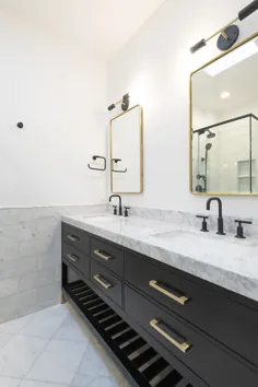 حمام با دو رنگ غرور سیاه و کاشی مرمر