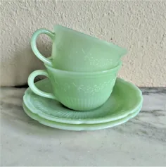 2 فنجان و بشقاب جامد آلیس ژادیت ، لیوان قهوه و قاشق چای خوری Jadeite Vintage ، ظروف کلکسیونی شیشه شیر سبز