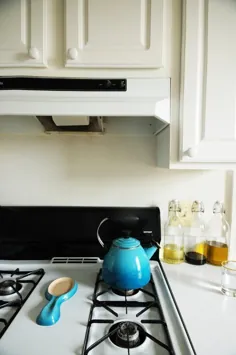 10 آشپزخانه با کتری های چای آماده پاییز