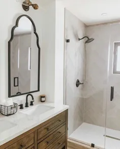 طراحی حمام تازه و تمیز با دکوراسیون منزل خنثی از ویژگی های لوازم جانبی غرور دوتایی Vintage