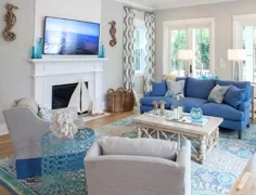 خانه ساحلی جنوبی با رنگ آبی و خاکستری