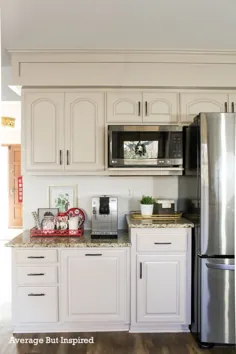 کابینت های آشپزخانه بلوط رنگ آمیزی شده DIY - متوسط ​​اما الهام گرفته شده است