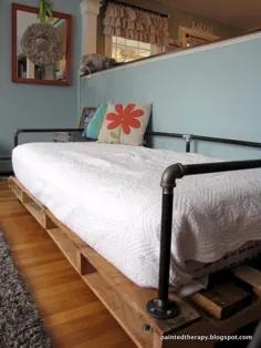 20 ایده برای قاب اتاق خواب پالت فوق العاده زیبا برای به روزرسانی اتاق خواب خود با بودجه