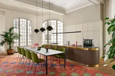 apartment آپارتمان زرق و برق دار بارسلونا دیوارهای نقاشی شده و جزیره آشپزخانه منحصر به فرد〛 ◾ عکس ها ◾ ایده ها ◾ طراحی