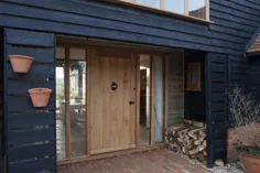 Oak Windows و Front Door در تبدیل کنت بارن