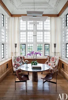 به داخل خانه ای در کشور انگلیسی نگاه کنید که ویژگی های Tudor و Jacobean را با زیبایی ترکیب می کند |  خلاصه معماری