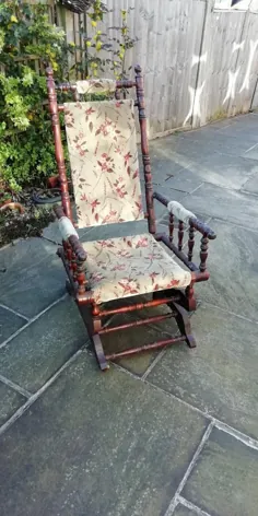 صندلی گهواره ای آنتیک آمریکایی برای فروش در لیندفیلد ، ساسکس غربی |  مورد پسند قرار گرفت