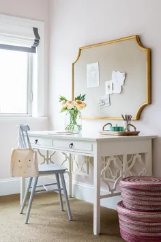 میز سفید با صندلی پودری آبی ویندزور - انتقالی - اتاق دخترانه - بستنی آب شده بنیامین مور
